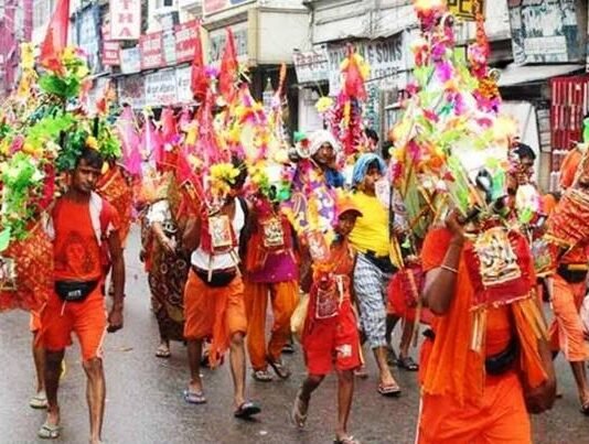 कांवड़ियों से सीएम योगी की अपील, आत्मानुशासन का परिचय देकर यात्रा को आगे बढ़ाने में दें योगदान कांवड़ यात्रा