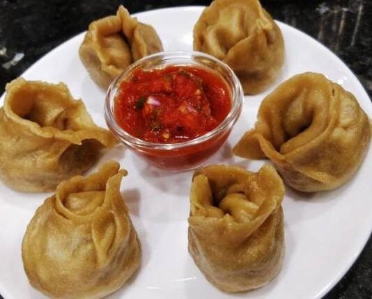 आटा मोमोज