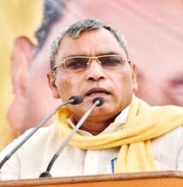 TMC-शिवसेना के बाद सपा में होगी बड़ी टूट’, ओपी राजभर ने किया दावा ओपी राजभर