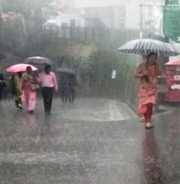 तेज बारिश