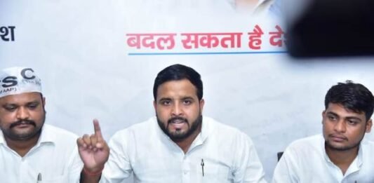 चुनाव में वोट के लिए सदन में झूठ बोल युवाओं को गुमराह कर रहें CM योगी, बाइक यात्रा निकाल खोलेंगे पोल: वंशराज दुबे वंशराज दुबे