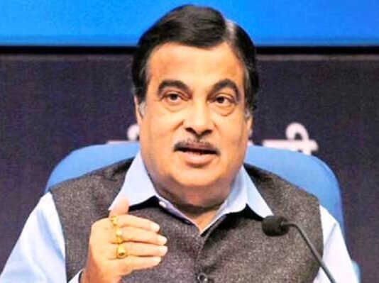 दिल्ली-मुंबई एक्सप्रेस-वे से सरकार को हर माह होगी 1,000 से 1,500 करोड़ की कमाई: नितिन गडकरी दिल्ली-मुंबई एक्सप्रेस-वे