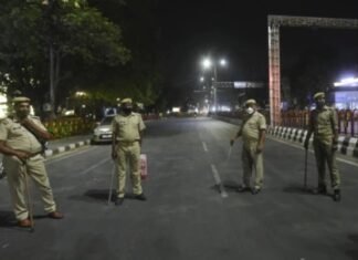 नाईट कर्फ्यू खत्म