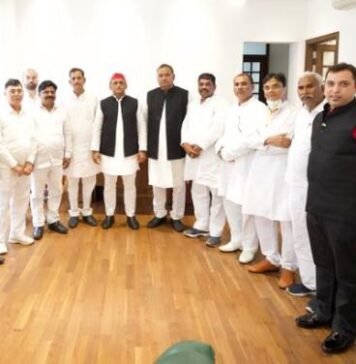 भाजपा पर कसा तंज