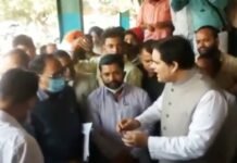 मंडी परिसर में अफसर को चेतावनी दे बोले वरुण गांधी, किसानों से क्रूरता पर नहीं जोडूंगा सरकार के हाथ-पैर, कोर्ट जाकर करवाऊंगा गिरफ्तार वरुण गांधी