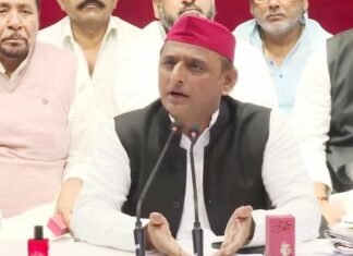 अखिलेश ने कहा, भाजपा सरकार की गलत नीतियों ने कर दिया देश खोखला सरकार की गलत नीतियां