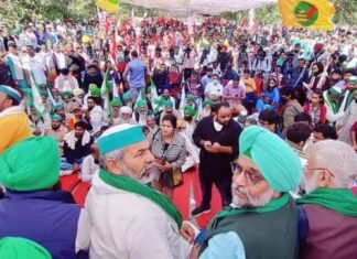 प्रधानमंत्री के माफी मांगने