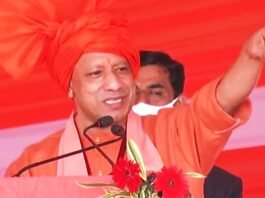 CM योगी का विपक्ष पर हमला, “UP में बंध गई माफिया की घिग्घी, सरपरस्त नेता भी बेचैन” माफिया की घिग्घी