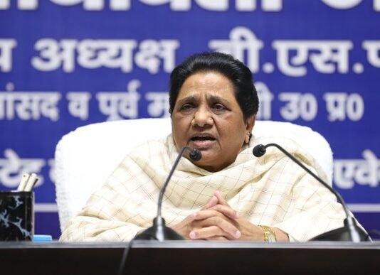 मायावती ने कहा, “अयोध्या जमीन घोटाले की हो उच्च स्तरीय जांच, भाजपा के साथ कांग्रेस पर भी साधा निशाना” अयोध्या जमीन घोटाले