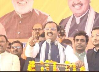 बोले केशव मौर्या, समाजवादी इत्र बनाने वाले की दुर्गंध पूरे यूपी में फैली