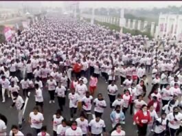 लड़की हूं लड़ सकती हूं