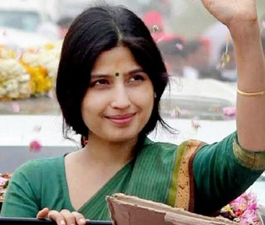 अखिलेश की पत्नी डिंपल यादव व बेटी को हुआ कोरोना डिंपल को हुआ कोरोना
