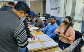 प्रधानमंत्री आवास के आवंटियों को तीन लाख 20 हजार का लोन दिलाने के लिए एलडीए ने लगवाया कैंप, पहले दिन आए 120 आवेदन प्रधानमंत्री आवास लोन
