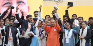 टैबलेट-स्मार्टफोन योजना