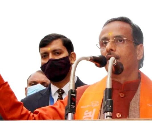 एकतरफा हो रहे मतदान