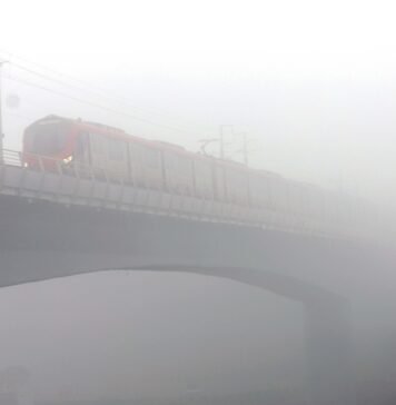 लखनऊ में ठंड ने दी दस्तक, मौसम विभाग का अनुमान, तापमान में आएगी गिरावट लखनऊ में कोहरा