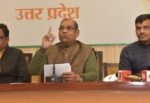 भाजपा सांसद का अखिलेश पर पलटवार, गुंडों को टिकट देकर गरीबों के हक पर डकैती डालना चाहती है सपा बृजलाल