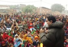 बीजेपी सांसद वरुण गांधी ने उठाएं मोदी सरकार पर सवाल, “बिक रहा देश, इसे नहीं देख सकते बर्बाद होते” देश बिक रहा