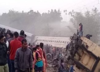 भीषण रेल हादसा