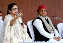 ममता बनर्जी का मोदी-योगी पर हमला, भाजपा ने इतिहास बदलने का किया काम, जनता से की बीजेपी को हराने की अपील ममता बनर्जी