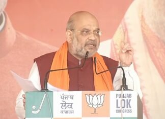 पंजाब में अमित शाह का विपक्ष पर हमला, “कहा, देश चलाना कोई कॉमेडी फिल्म नहीं” कॉमेडी फिल्म