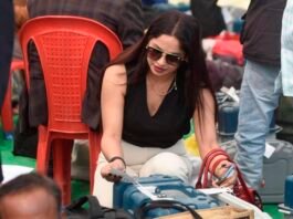 चुनाव में ग्लैमर का तड़का