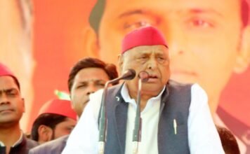अंतिम चरण में मुलायम सिंह ने संभाला मोर्चा, जनसभा में की सपा को जिताने की अपील मुलायम सिंह यादव