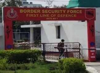 BSF के जवान ने अपने ही साथियों पर बरसाईं गोलियां, पांच की मौत, दस घायल, खुद को भी मारी गोली, सामने आ रही यह वजह
