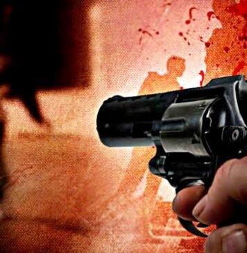 UP: परीक्षा केंद्र के बाहर हाईस्कूल के छात्र की पिटाई के बाद गोली मारकर हत्या, असलहा लहराते भागे बदमाश हत्या