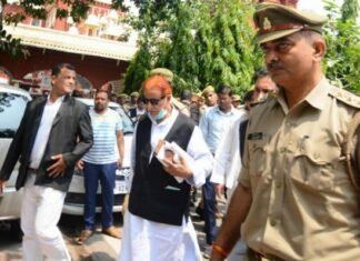 आजम खान की CBI कोर्ट में पेशी, नहीं हो सके आरोप तय आजम खान