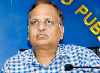सत्येंद्र जैन के घर ED की छापेमारी, AAP ने कहा- राजनीतिक द्वेष के कारण कर रहे परेशान ईडी की छापेमारी