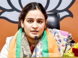 मुलायम की छोटी बहू अपर्णा यादव को मिली जान से मारने की धमकी, दर्ज हुआ मुकदमा अपर्णा यादव