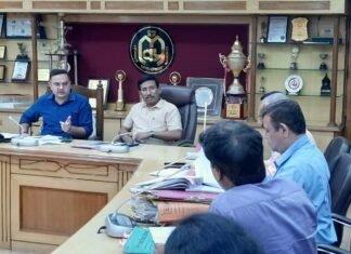 अफसरों से बोले एलडीए उपाध्यक्ष, “समय से करें ‘जनता अदालत’ की शिकायतों का निस्तारण, आवंटियों को कॉल कर खुद भी जांची मातहतों की कार्यशैली” एलडीए की जनता अदालत