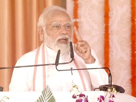 वाराणसी में बोले प्रधानमंत्री मोदी, शिक्षा शोध पर मंथन जरूरी, देश में मेधा की कभी नहीं रही कमी वाराणसी में प्रधानमंत्री मोदी