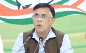कांग्रेस का पलटवार