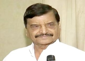 केशव मौर्या के सपा में टूट वाले बयान पर शिवपाल यादव का पलटवार, अपनी सीट भी नहीं जीत पाते तो कर नहीं पाएंगे कुछ शिवपाल यादव