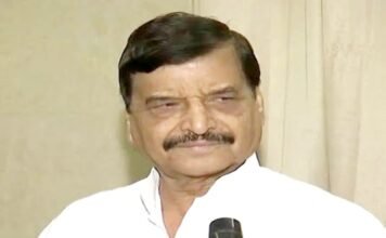 जिलाधिकारी से मुलाकात के बाद बोले शिवपाल, ‘मन की बात’ करने वाली भाजपा नहीं देती जनसमस्याओं पर ध्यान शिवपाल यादव