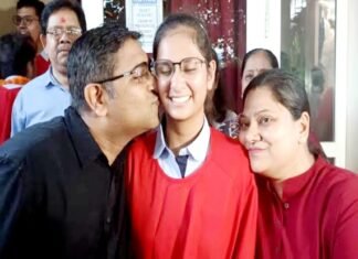 #ICSEResult: 10वीं के नतीजों में यूपी का दबदबा, लखनऊ की कनिष्का मित्तल बनीं टॉपर आइसीएसई बोर्ड रिजल्ट