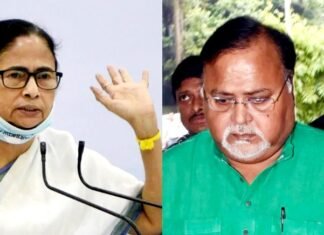 ममता बनर्जी ने पार्थ चटर्जी पर लिया बड़ा एक्शन, मंत्री पद से की छुट्टी, सभी विभागों से भी हटाया गया पार्थ चटर्जी