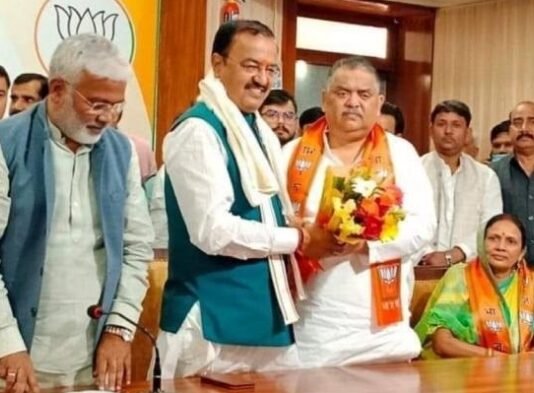 भ्रष्टाचार का आरोप लगा, BJP MLC व पूर्व PM के पौत्र ने CM से की एलडीए के अपर सचिव की शिकायत, कहा तबादला कर कराई जाए उच्च स्तरीय जांच एलडीए के अपर सचिव
