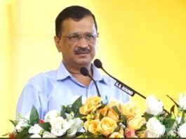 गुजरात में केजरीवाल का ऐलान, नौकरी नहीं मिलने तक बेरोजगारों को हर महीने देंगे तीन हजार रुपए रोजगार का ऐलान