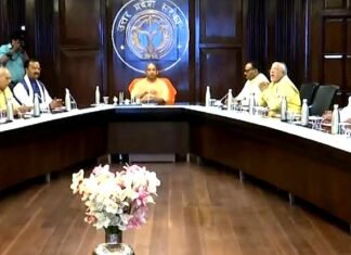 योगी सरकार-2 में मंत्रियों के प्रभार वाले मंडलों व जिले में तीसरी बार हुआ बदलाव मंत्रियों के प्रभार
