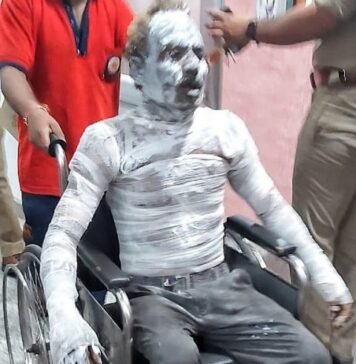 पूर्व संविदाकर्मी