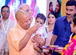 राष्ट्रीय पोषण माह का शुभारंभ कर बोले CM योगी, “जो शराब बेचते थे वे पोषाहार भी रहे थे बेच, हमने कराया बंद” राष्ट्रीय पोषण माह
