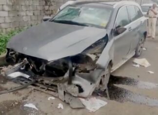 अनियंत्रित मर्सिडीज कार के डीवाइडर के टकराने से TATA ग्रुप के पूर्व चेयरमैन सायरस मिस्त्री की मौत, चालक समेत तीन घायल सायरस मिस्त्री