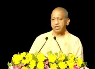 विश्वकर्मा जयंती पर सीएम योगी ने कहा, “हस्तशिल्पी, श्रमिक-उद्यमी अपने काम से भारत को बना रहें आत्मनिर्भर” विश्वकर्मा जयंती