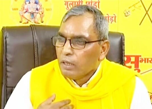 ओमप्रकाश ने विपक्ष पर लगाया छात्रों के कंधे पर बंदूक रख राजनीतिक रोटियां सेकने का आरोप ओपी राजभर