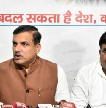 सेल्‍फी विथ सरकारी स्कूल