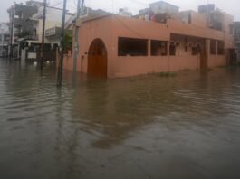 लखनऊ में मूसलाधार बारिश