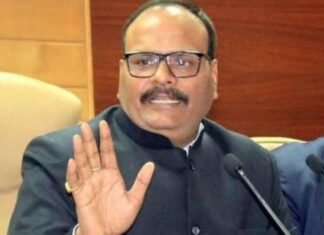 सरकारी अस्‍पतालों में मनमानी
